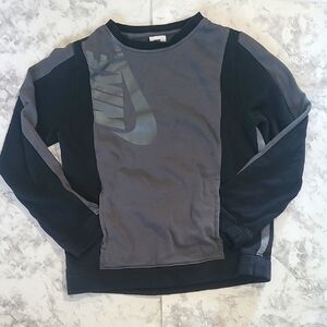 Nike Boy's Sweatshirt